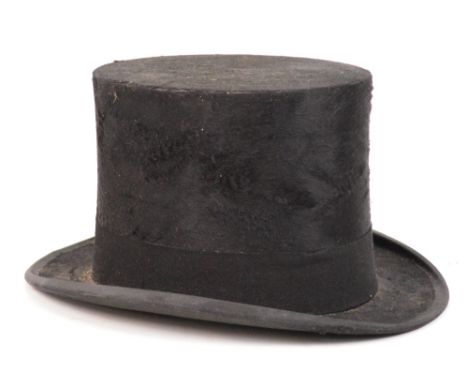 A vintage small top hat by Alfred Pellett Ltd of Market Street, Manchester.