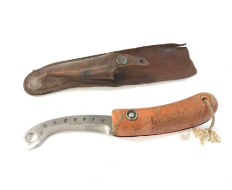 RAF aircrew Dinghy survival knife with scabbard. Floating knife with pristine blade.