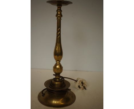 Brass table lamp with presentation 1926 