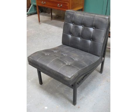 LEATHER BUTTON BACK SINGLE CHAIR 