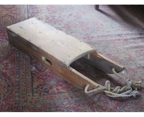 VINTAGE WOODEN SLEIGH 