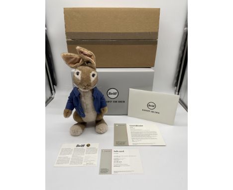Boxed Steiff Peter Rabbit, Limited Edition, no 1323. 
Good condition, no damage. 