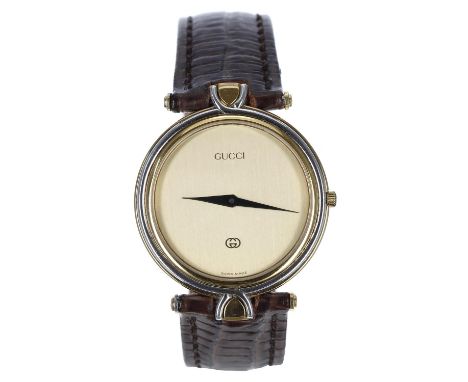 Gucci 4500 M gold plated gentleman's  wristwatch, reference no. 4500 M, serial no. 083-3xx, circa 1995, champagne dial, hinge