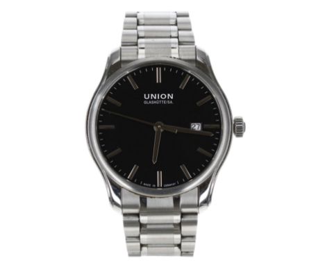 Union Glashutte/SA Viro Date automatic stainless steel gentleman's wristwatch, reference. D001.407A, circa 2016, black dial w