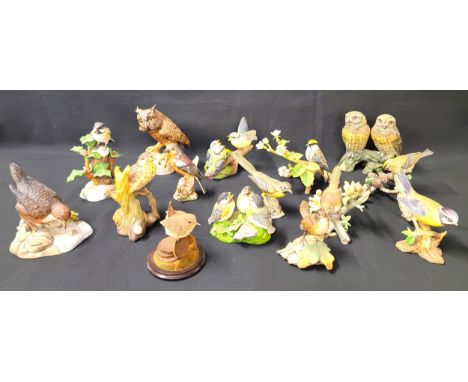 SELECTION OF A VINTAGE CERAMIC BIRDSincluding Crown Staffordshire 'Song Thrush', Goebel Owl, Goebel Chaffinch, Grey Wagtail a