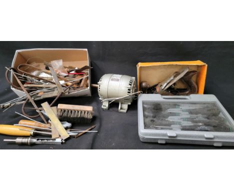 VINTAGE PARVALUX ELECTRIC MOTOR230V ref no 13/154308/06, with a boxed Stanley plane no 4, box of screwdrivers and a box of to