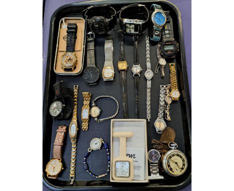 SELECTION OF LADIES AND GENTLEMEN'S WRISTWATCHESincluding Fossil (in box), Timex, Skagen, Cluse, Casio, Radley, Nike, Seiko, 