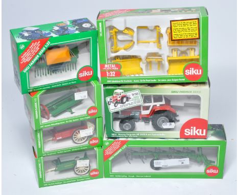 A group of Siku 1/32 diecast farm model issues including mostly implements, all excellent in boxes. 