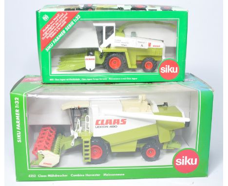 Siku 1/32 diecast farm model issues comprising Claas Forage Harvester and Claas Lexion 480 combine. Both look to be excellent