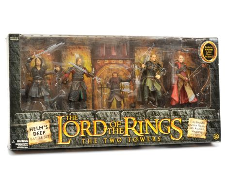 ToyBiz The Lord of the Rings The Two Towers Helm's Deep Battle Set, within Good Plus sealed packaging. See photo.&nbsp;