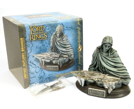 United Cutlery The Lord of the Rings The Shards of Narsil 1/5 scale miniature collectable, Excellent, within Excellent packag