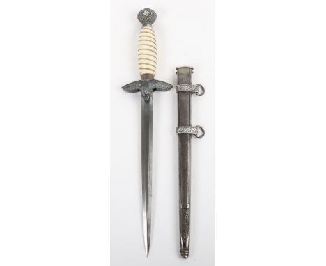 WW2 German Luftwaffe 2nd Pattern Officers Dress Dagger by Richard Herder Solingen, standard 2nd model example with white cell