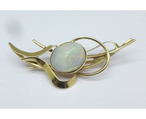 A 9ct gold and opal brooch, 3.2g, opal cracked