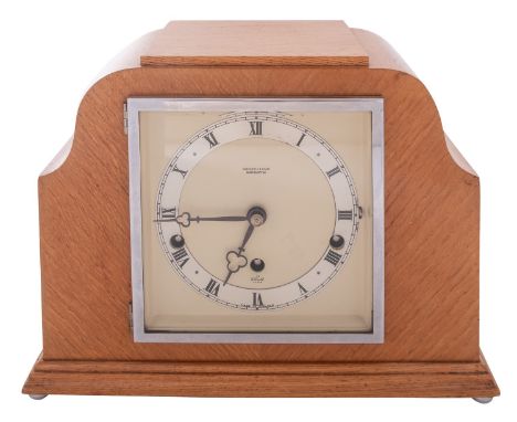 Elliott, London, a chiming mantel clock, 1930s, the eight-day movement striking the hours and chiming the quarters on four go