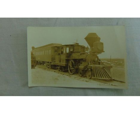31 cards, all American/Canadian related including railway engine, sky scrapers, etc