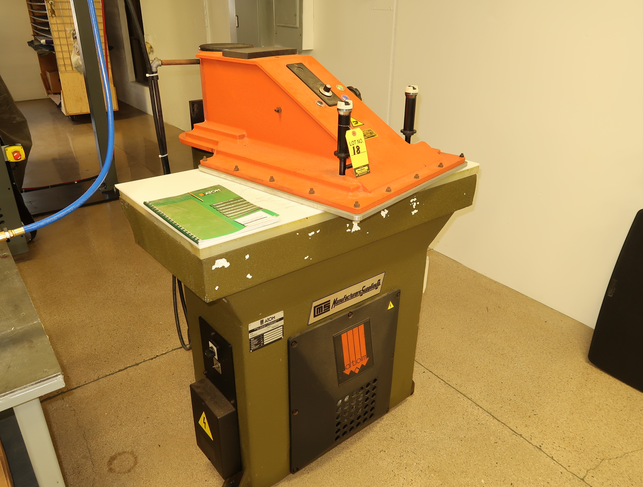 2016 ATOM MDL. SE 25L CLICKER PRESS, 25TON DIE CUTTER, 220V 3PH, SN