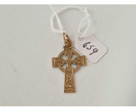 A Celtic cross pendant 9ct 3.7 gms