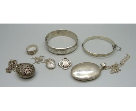 Silver jewellery 