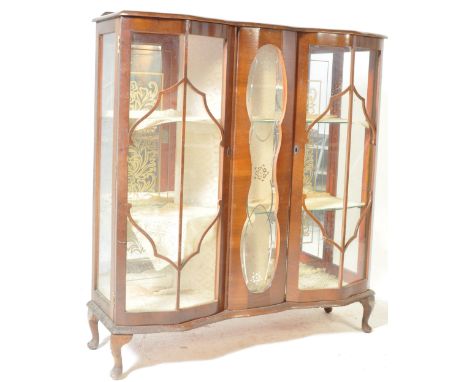 A retro vintage mid 20th century walnut veneer Queen Anne revival china display cabinet having a central glazed panel flanked