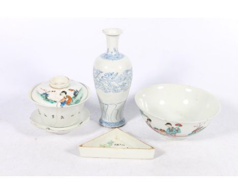 Group of Chinese porcelain to include an early blue and white baluster vase 14.5cm tall, a triangular dish, bowl and a tea bo