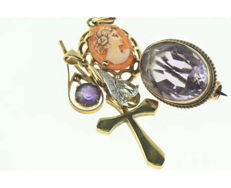 9ct gold and amethyst brooch, 9ct gold cameo pendant, 9ct gold cross pendant, yellow metal pendant set with topaz and diamond