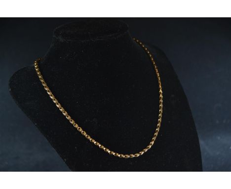 9ct gold neck chain, circumference 420mm, 9.85 grams 