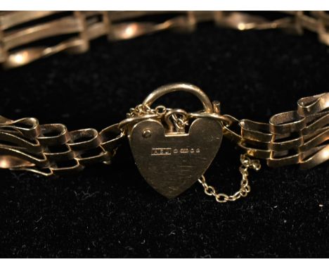 9ct gold gate link bracelet with heart-shaped clasp and safety chain, gross weight 9.48 grams