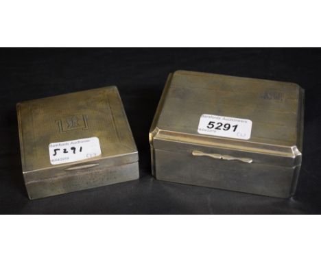 A silver trinket box, hinged lid, engine turned, dedicated and dated 1929, Chester 1928, total approx weight 325g; another si