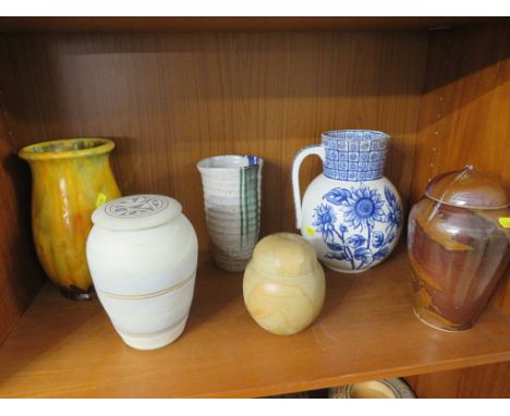 SUNFLOWER JUG, VASE IN YELLOW STRIATED GLAZE, RIBBED VASE, AND THREE CERAMIC JARS (ONE SHELF)