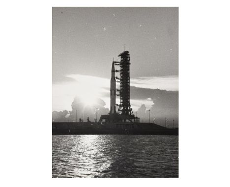 
	
		Tim Furniss
		Lift off
		Apollo 13, 11 April 1970
		Vintage gelatin silver print flash-mounted on board, 32 x 42 cm (12½