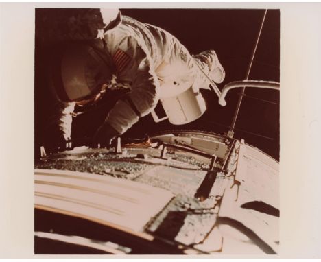 
	
		Harrison Schmitt
		Ronald Evans during the trans-earth EVA - the last EVA of the Apollo programme
		Apollo 17, 7-19 Dece
