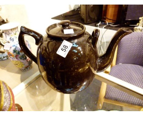 Large ceramic tea pot