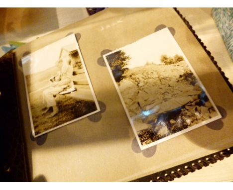 Vintage leather album of early 20thC photographs 