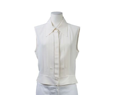 CHANEL, Collection Prêt à Porter, Printemps-Eté 2001. Blouse sans manches en soieDirecteur artistique: Karl LagerfeldEn soie 