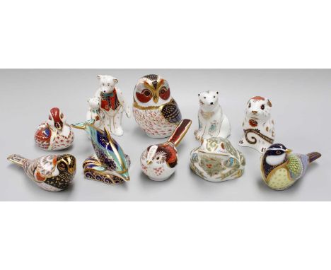 Ten Royal Crown Derby Imari Paperweights, including tawny owl (10)Teddy bears (lacking stopper), remainder with gold stoppers