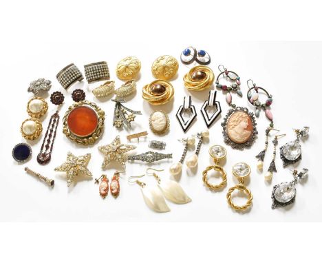 A Quantity of Jewellery, comprising of various brooches, including cameo and paste examples; a bridge pencil/seal; a pair of 