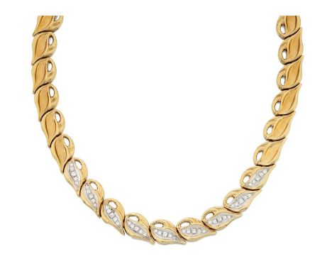 composed of yellow plain polished fancy scroll links, the nine central links set throughout with graduated round brilliant cu