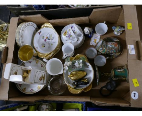 Box of mixed china, Royal Worcester bowls, Allertons tea plates, ornaments etc