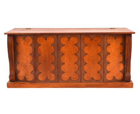 Gerry Anderson: Joe 90 (1968-1969) - Original Prop wooden chest with brass hinged top opening lid, screen used in many episod