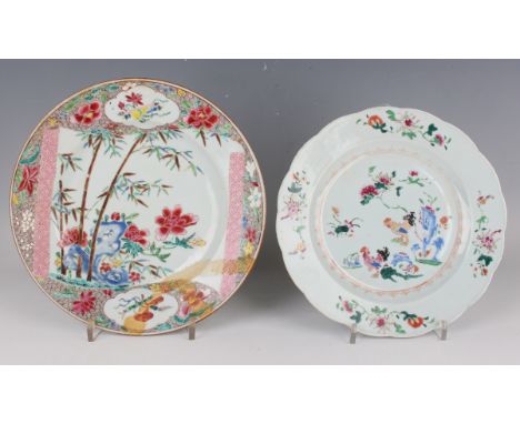 A Chinese famille rose export porcelain plate, Qianlong period, painted and gilt with two cockerels amidst flowers, diameter 