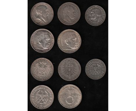 Deutsches Reich. Silbermünzen. 5 und 2 Mark / Sammlung von 2 Münzen zu 5 Mark und 3 Münzen zu 2 Mark. Vorderseiten: Verschied