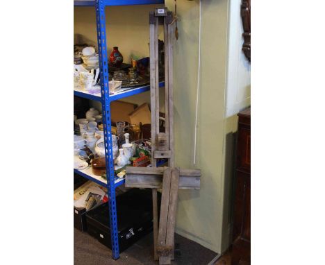 Adjustable artists easel