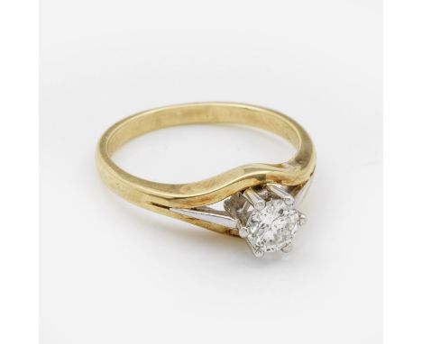 Gelbgold, gest. 585. Zentral besetzt mit Brillantsolitär von ca. 0,45 ct.; Gew. ca. 3,97 g.Ring set with brilliant solitaire 