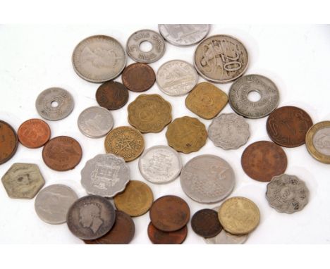 Small tin of quantity of modern/post-war foreign coins 
