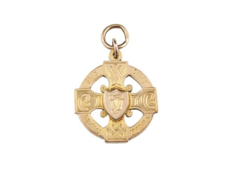 ALL IRELAND GAA FOOTBALL MEDAL - KERRY 1937 (VS. CAVAN)A rare 9ct gold medal of traditional Celtic cross design, the front en