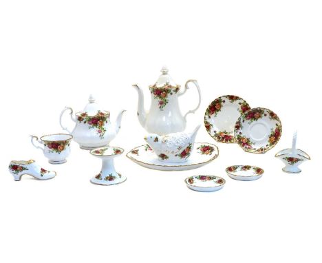 A large collection of Royal Albert Old Country Roses, to include; tea pot, coffee pot, tea cups, plates, saucers, trinket dis