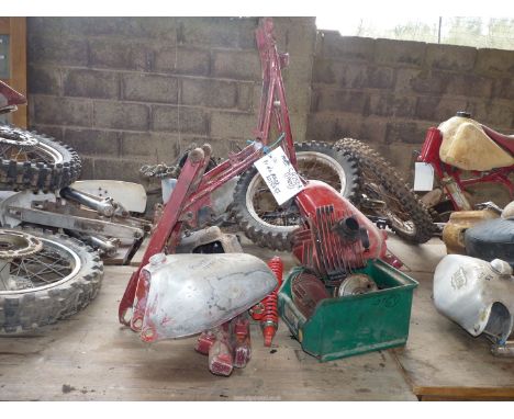 A Honda CR250A (1980) frame No. ME03-2015787, engine parts, Marzocchi forks and rear arm damper units, crankshaft, cylinder, 