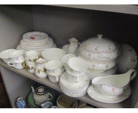 A Wedgwood Pink Garland dinner and tea service 