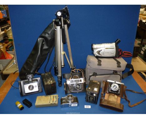 A quantity of cameras including JVC Compact Digital Video camera 800 x zoom and case, FED - 4 35mm camera, Brownie 6-20 model