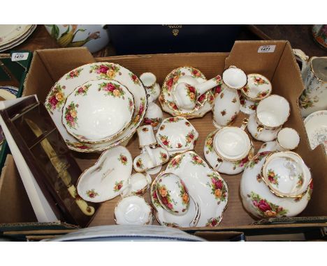 A quantity of Royal Albert "Old Country Rose" to include: a pair of bud vases, trinket dishes, fruit bowls, a bell,  boxed ca